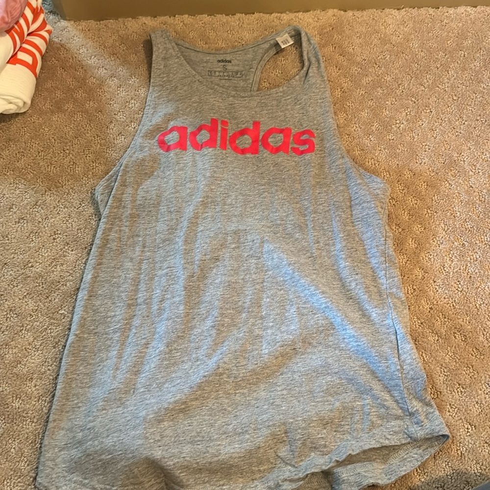 Adidas tank top size S
